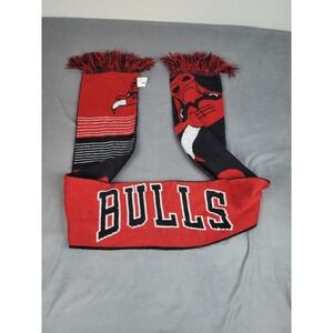 Chicago Bulls Scarf Adult Red Lightweight Warm Fringe NBA Wrap Around Muzzle